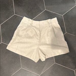 Zara Women's Beige Shorts
